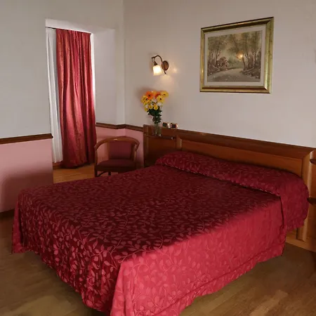 Ξενοδοχείο Santa Prassede 2*