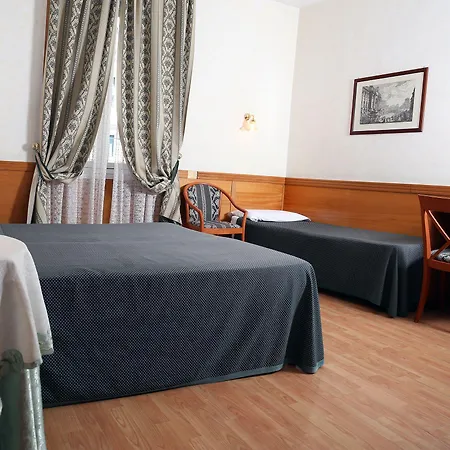 Santa Prassede 2* Rome