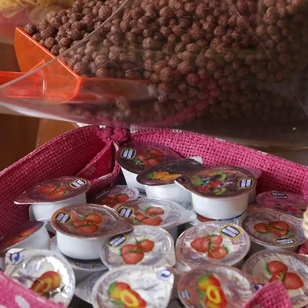 Hotel Santa Prassede 2*