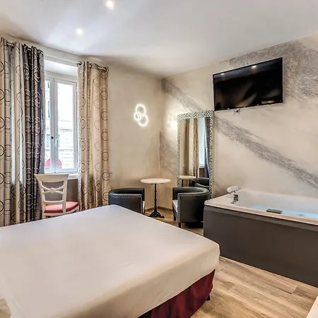 Santa Prassede Hotel