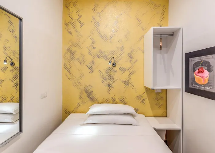 サンタ プラッセーデ 2* ローマ