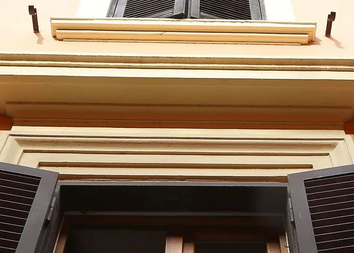 サンタ プラッセーデ 2* ローマ