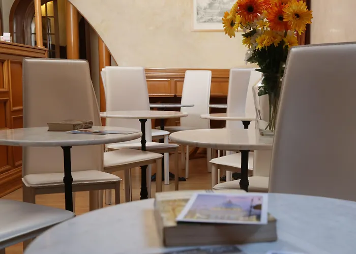 ホテル サンタ プラッセーデ 2*