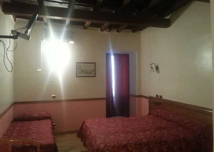 サンタ プラッセーデ ホテル 2*