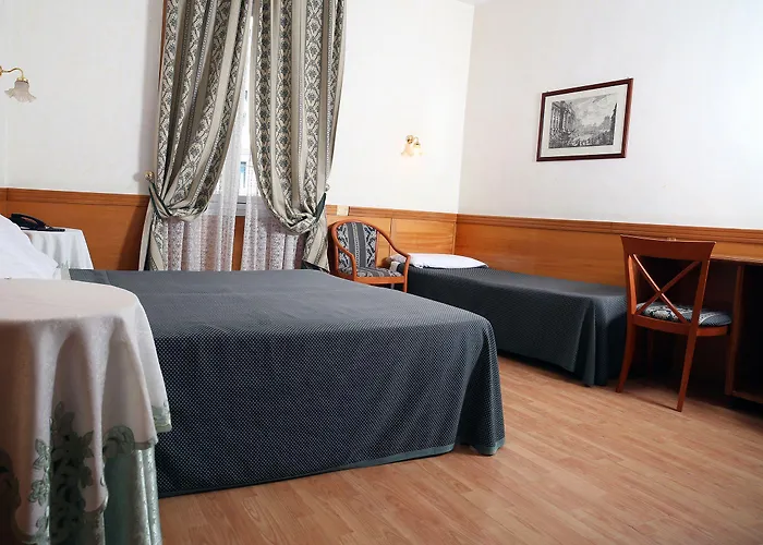 サンタ プラッセーデ 2* ローマ