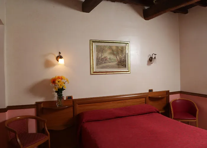 サンタ プラッセーデ ホテル 2*