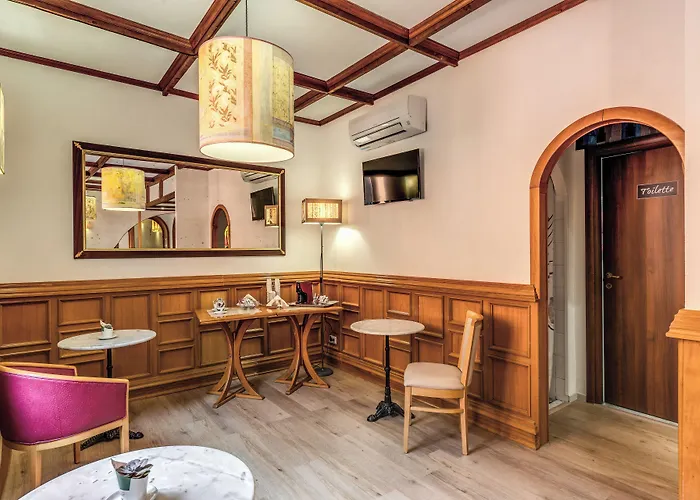 サンタ プラッセーデ 2* ローマ